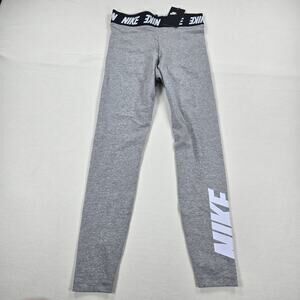 NWT Nike High Rise Sportswear Club‎ Tight Fit Gray Leggings Women's Size Small